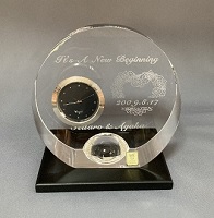 時計名入れ記念品　カガミクリスタル