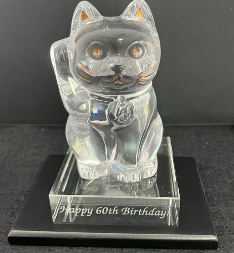 バカラ 招き猫 クリスタルガラス台座名入れ付 サイズ小 綿の実工房