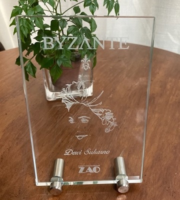 �X�^���h�t�^�C�v 2D�N���X�^�����[�U�[���������� ���O����M�t�g �I���W�i�� �L�O�i �Ȃ̎��H�[