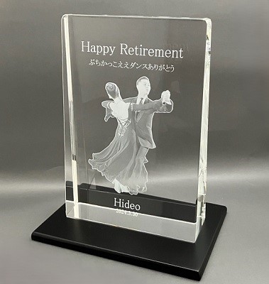 2D�N���X�^�����[�U�[���������� ������L�O�i �ʐ^���H �I���W�i���f�U�C��