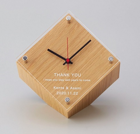 スクエアクロック【木の時計名入れギフト・木の時計名入れ記念品】：名入れ記念品・名入れギフト　綿の実工房