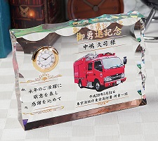 時計名入れ サンド彫刻 カラー印刷 レーザー彫刻 御勇退記念 名前入り 名入れギフト オリジナルギフト 名入れ記念品 綿の実工房