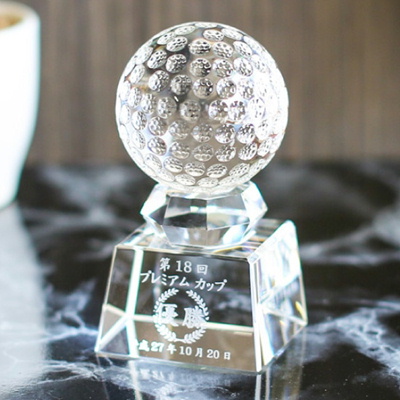 SB-1 ゴルフ クリスタルボールトロフィー スポーツトロフィー 名入れ記念品 オリジナル 木製の飾り台付 綿の実工房